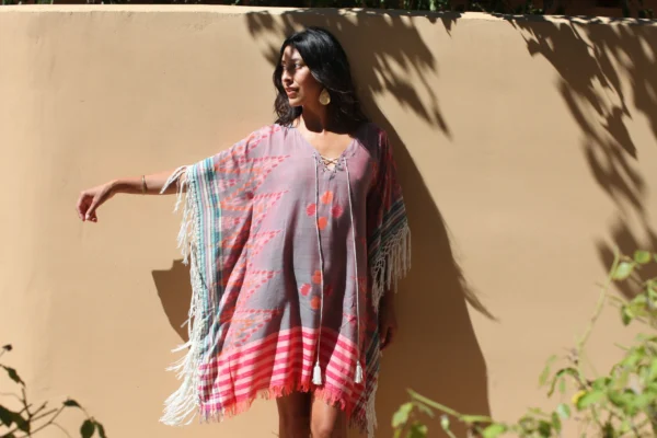 IKAT PONCHO - coral - Image 2